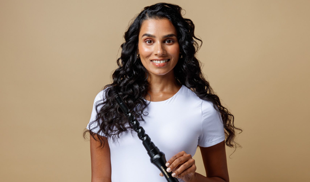 How to Use a Curling Wand on Long Hair