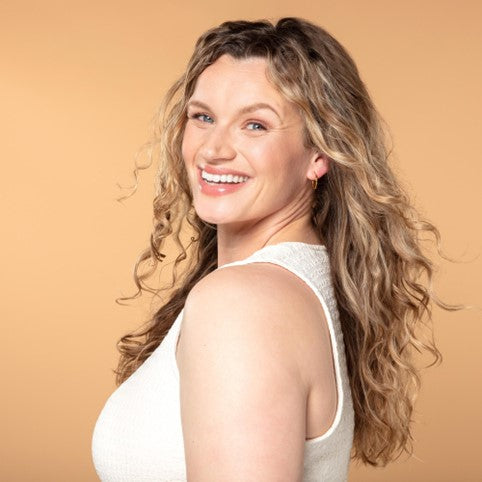 How to refresh wavy hair