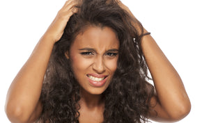 Dandruff vs Dry Scalp: What’s the Difference?